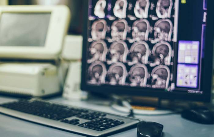 Magnetic resonance imaging room workstation